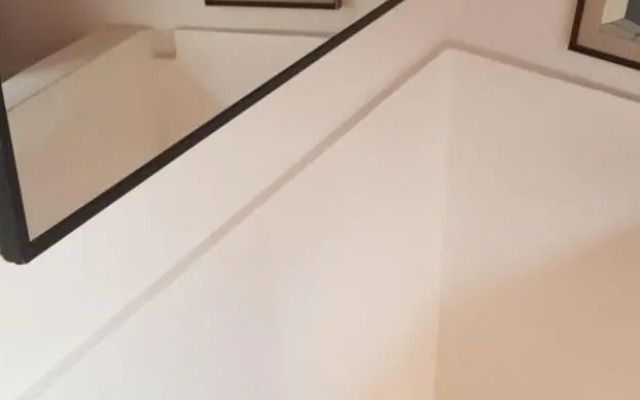 House on the Hills, 10 minutes from city center