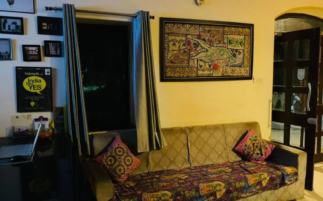 ADB Rooms Hotel Vallabh Darshan