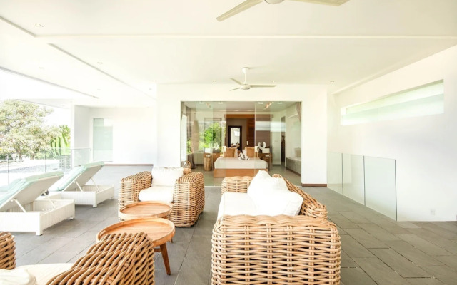 Niko 2 R New Villa Close to Finns Beach Club