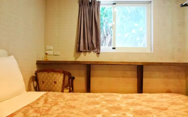 Travel Hero B&B
