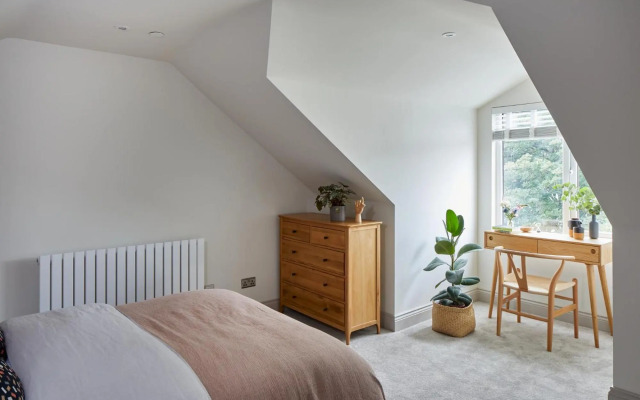 Pontcanna by Black Door Stays