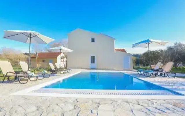 Villa Dryad