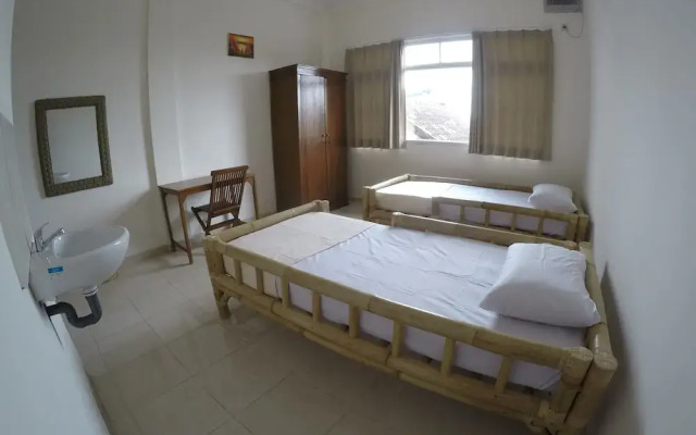 Palmyra Hostel