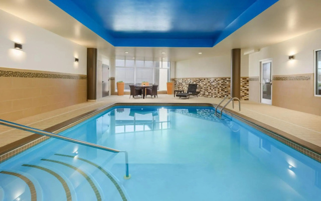 Courtyard by Marriott Keene Downtown