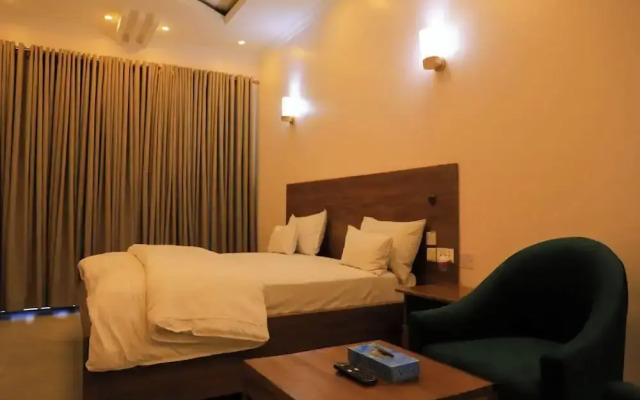 Room in B&B - Ally Ngali Motel -kigali Rwanda