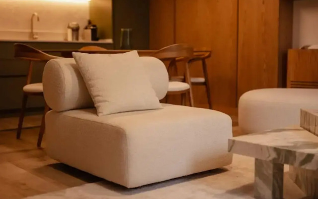 The Luxury Garden Apartment