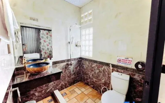Hoang Thanh Thuy 4 Hotel