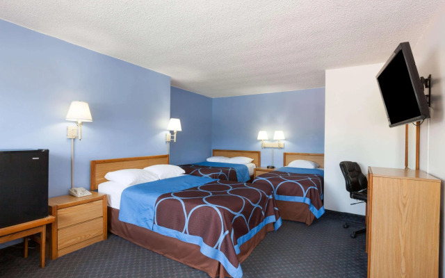 Super 8 By Wyndham Santa Barbara/Goleta