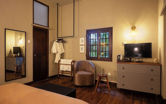 Tathya Hills - Luxe Garden Retreat