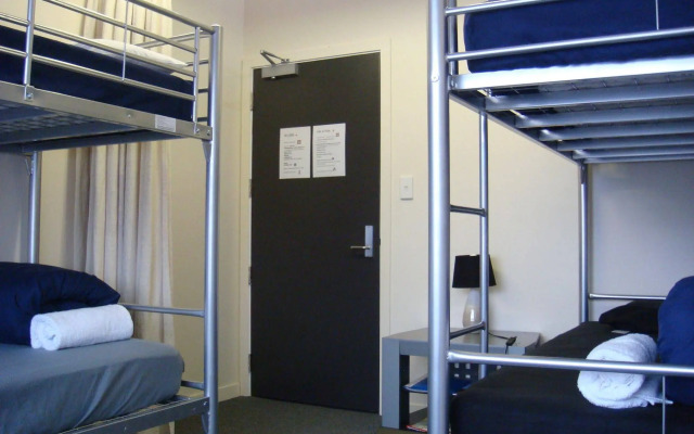 Cromwell Backpackers
