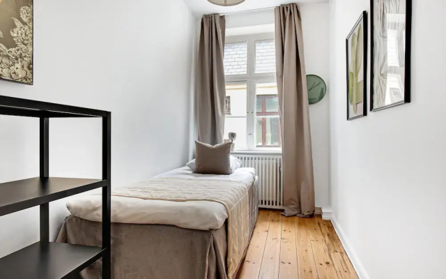 Sanders Square - Spacious 6-bdr Apt Near Nyhavn