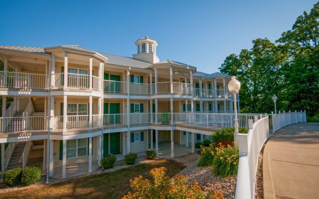Holiday Inn Club Vacations Fox River Resort at Sheridan, an IHG Hotel