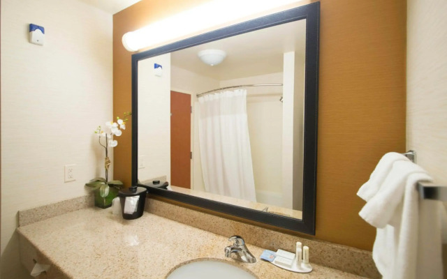 Fairfield Inn and Suites by Marriott Burley