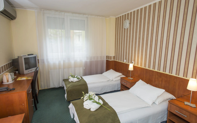 Atlantic Hotel