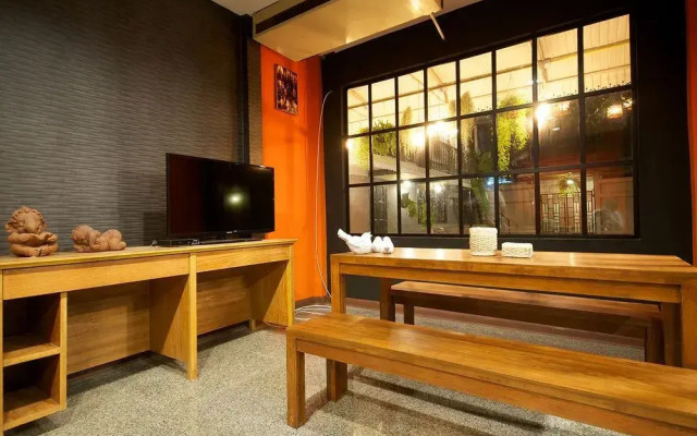 Nacornhostel Nil