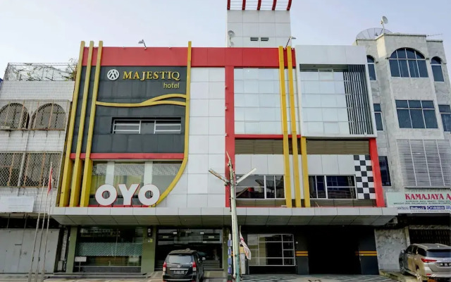 Majestiq Hotel by OYO