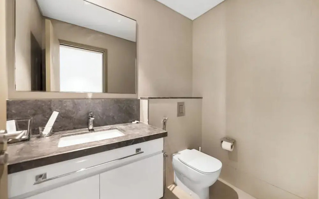 High Floor Burj Views over Dubai Mall