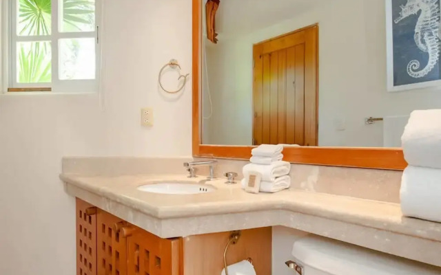 Arena 2Br Condo By Rmh