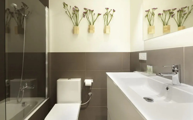 Duke Apartment by FeelFree Rentals