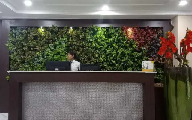 Hotel Mahadev Palace