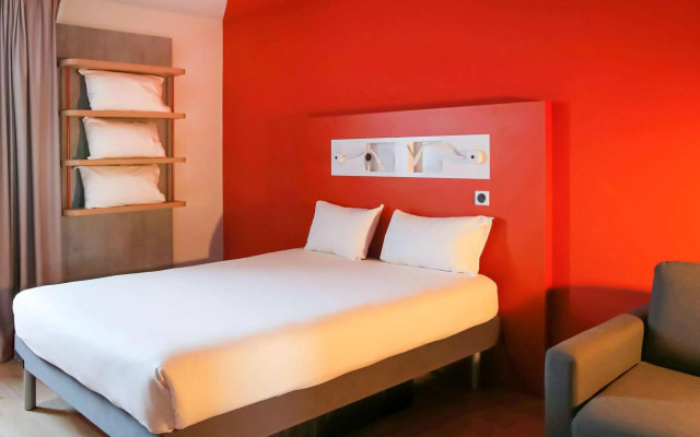 ibis budget Beauvais Aeroport