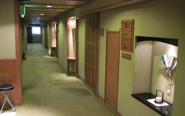 Kasuga Hotel