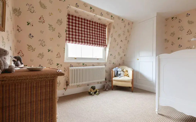 Chester Row IV by Onefinestay