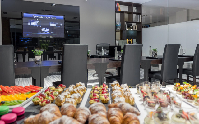 Queen Boutique Hotel