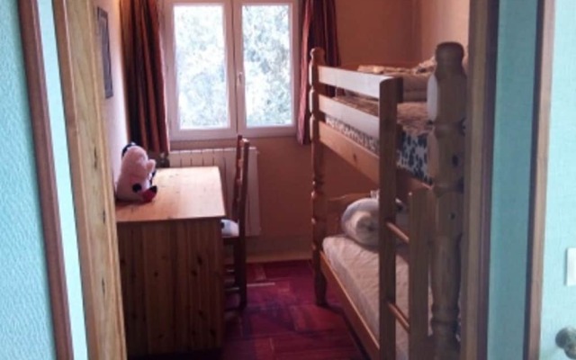 Nice Holiday Home With Swimming Pool and Enclosed Garden