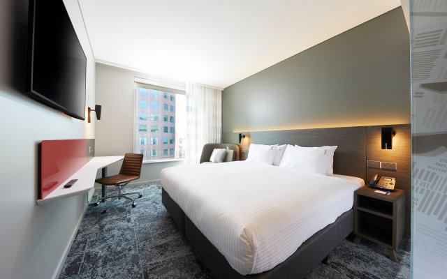 Holiday Inn Express Melbourne Southbank, an IHG Hotel