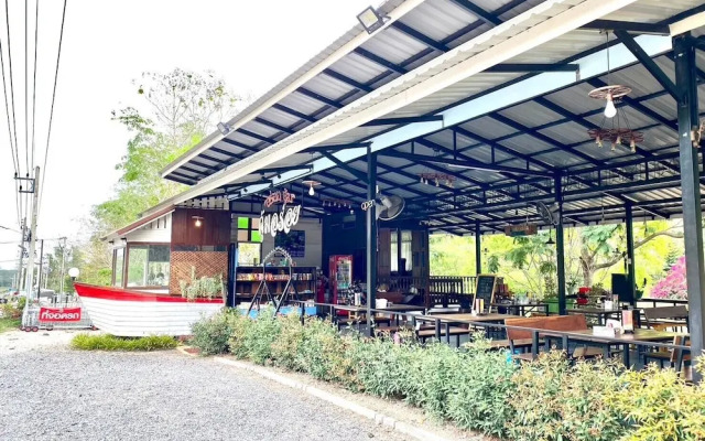 Khum Khun Phon Resort Khao Yai