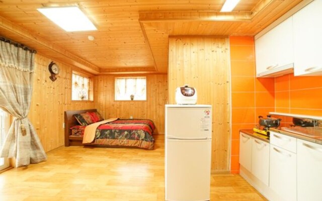 Ganghwa Donggeom Pension