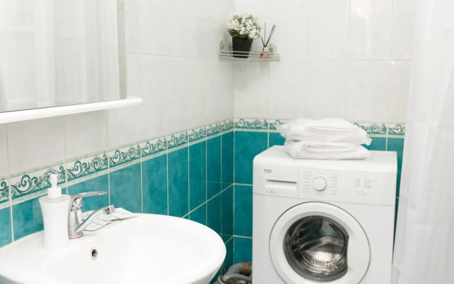 Декабрист на Петровско-Заводской 25