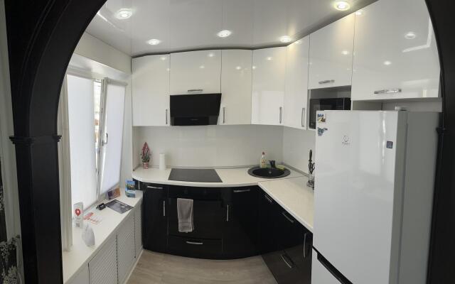 Kaminn apartments на улице Карбышева 2