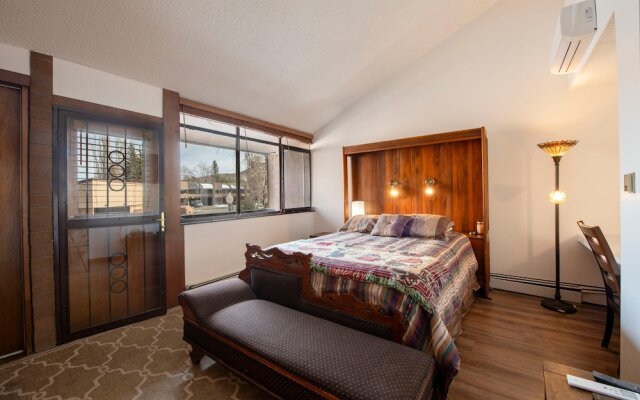 Park Avenue 3 Bedroom Condominiums