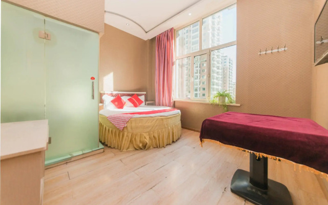 OYO Xinhui Express Hotel