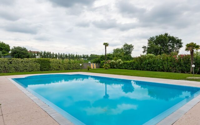 Lazise, Modern Houses, Nice and Colourful Decoration