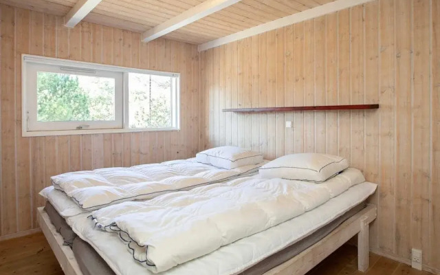 6 Person Holiday Home in Albaek