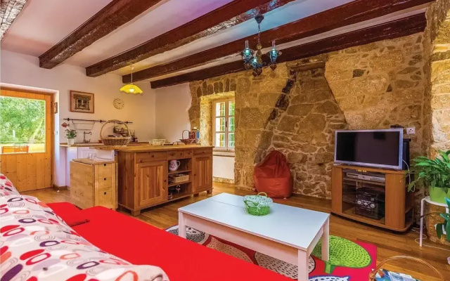 Awesome Home in Garica With Wifi and 3 Bedrooms