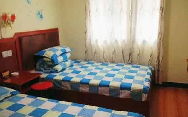 Fenghuang Liunian'erban Inn