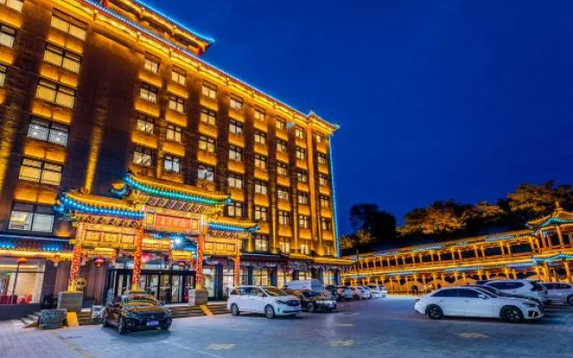 Yingxiang Business Hotel