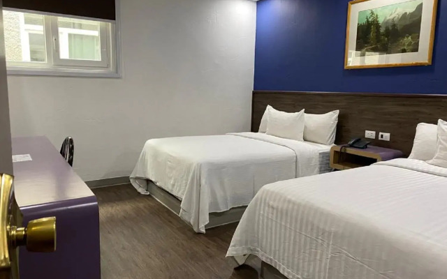 Hotel Menara