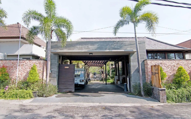 ZEN Rooms Jimbaran Jepun
