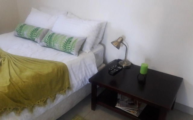 Self-catering Studio, Unit 6 on Krupp