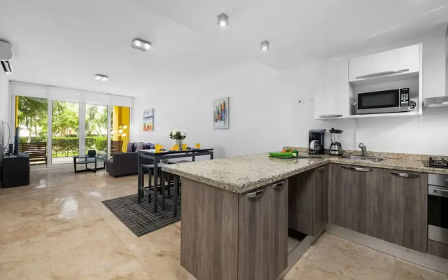 Charming 1br1ba Condo in Great Location With Pool