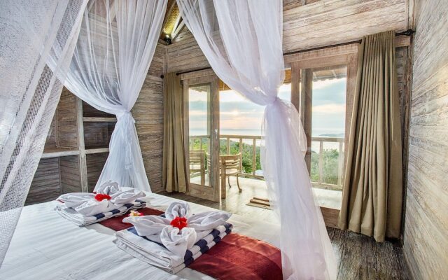 The Puncak Sunset Ceningan