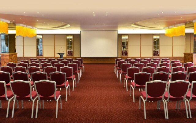 Swiss-Belhotel Seef Bahrain