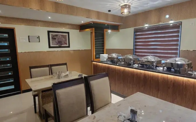 Nandhavanam A Business Class Residency