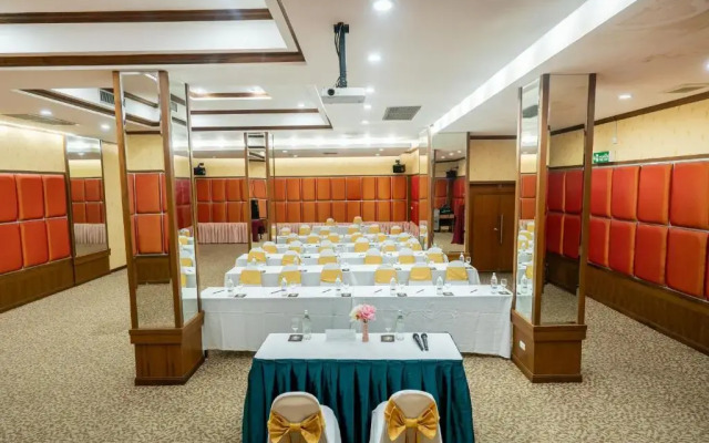 Sirin Hotel & Resident (SHA Extra Plus)