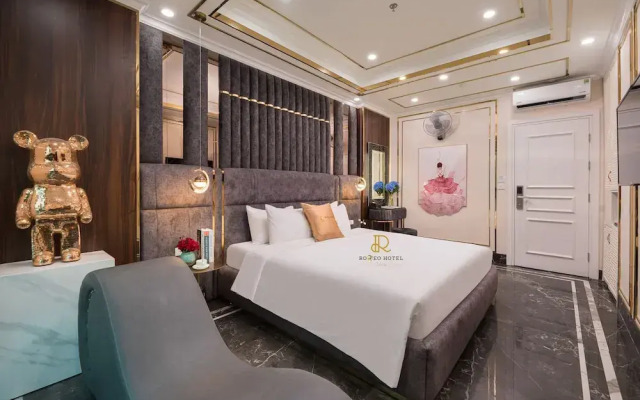 Romeo 2 Hotel HN by Bay Luxury
